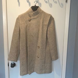 Beautiful vintage cream colored wool coat